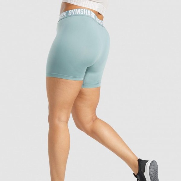 Gymshark Seamless Shorts - Picture 4 of 6